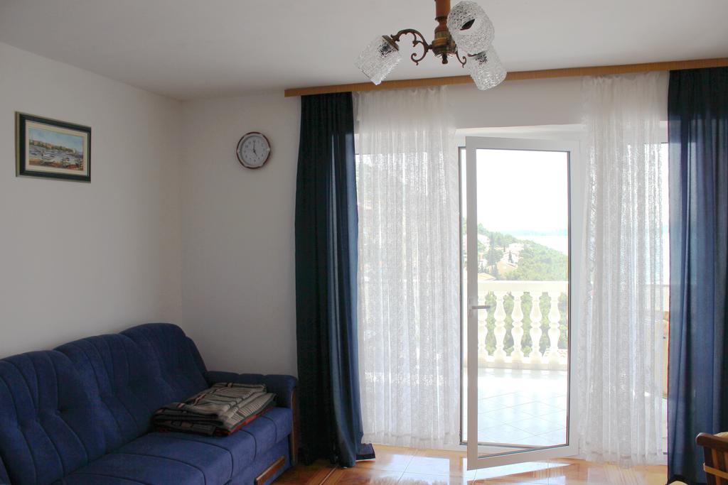 Apartments Toni Na Moru Drage Kamer foto